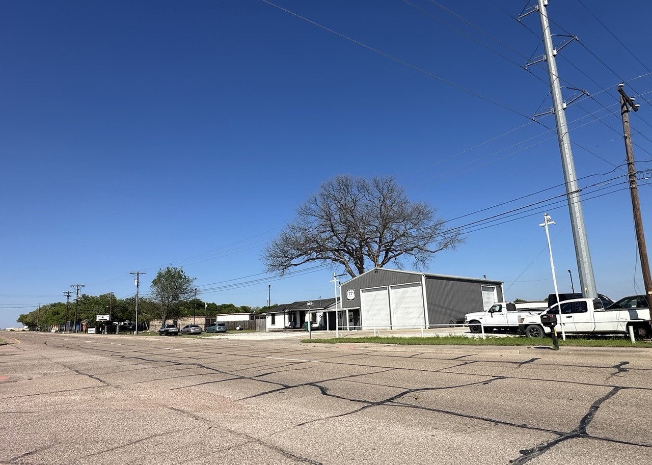 1103 N Lacy Drive Waco TX 76705