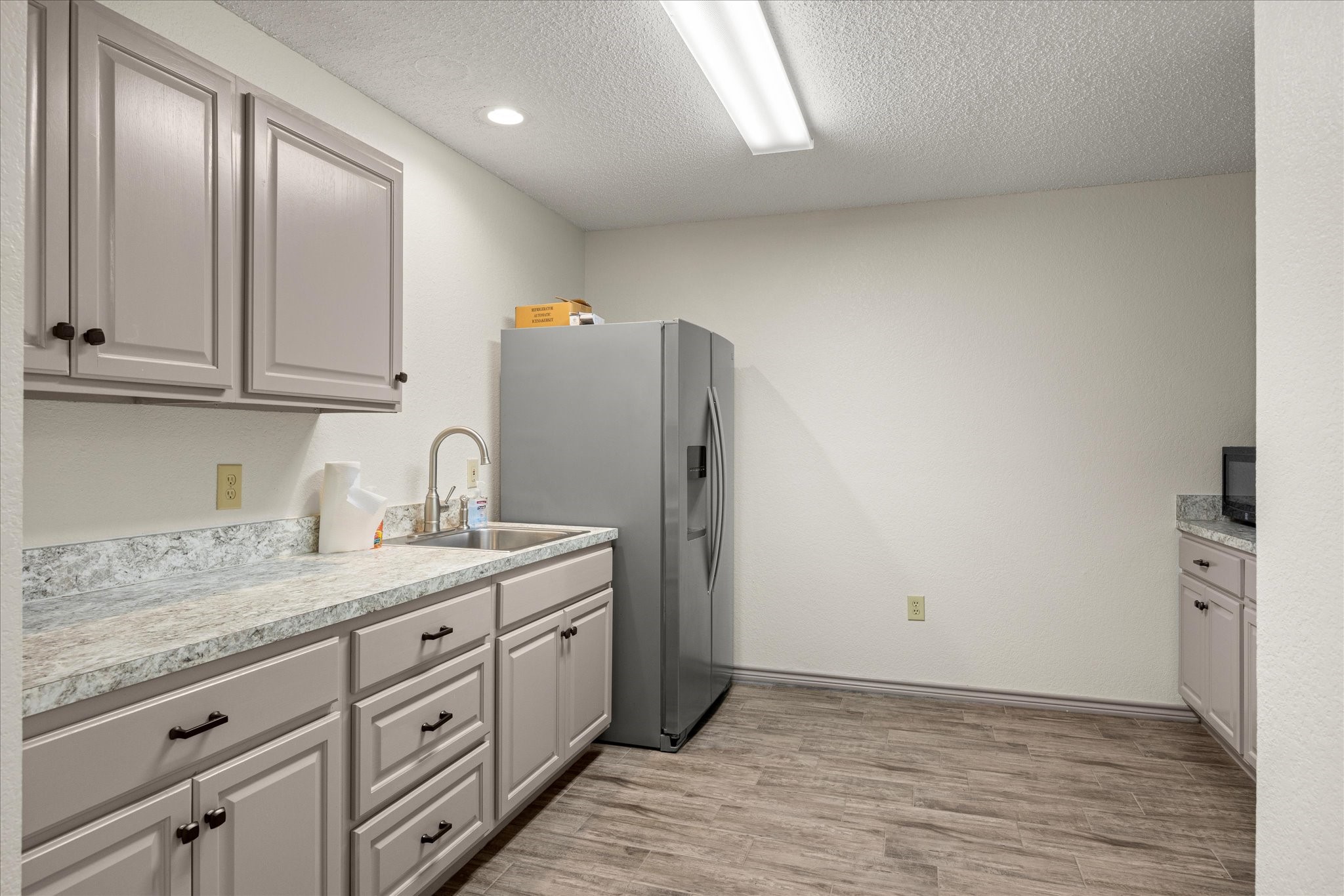 2111 W Us Highway 377 Granbury TX 76048