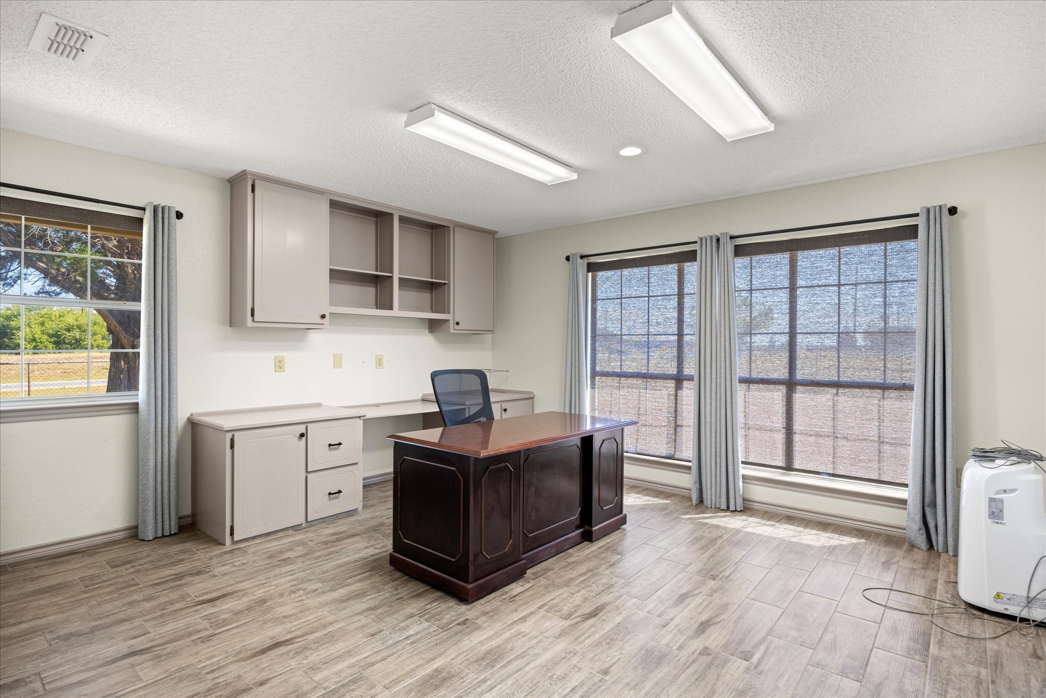 2111 W Us Highway 377 Granbury TX 76048