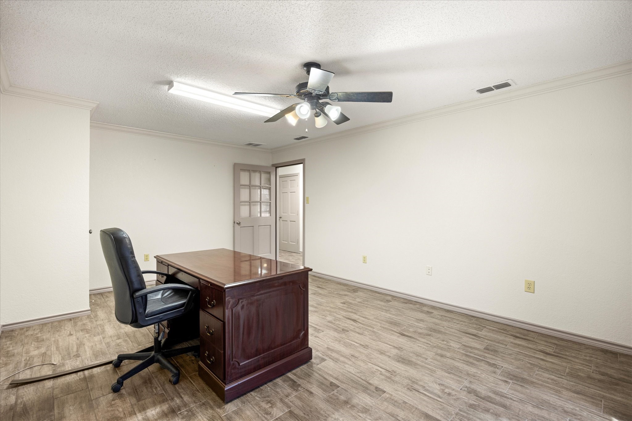 2111 W Us Highway 377 Granbury TX 76048