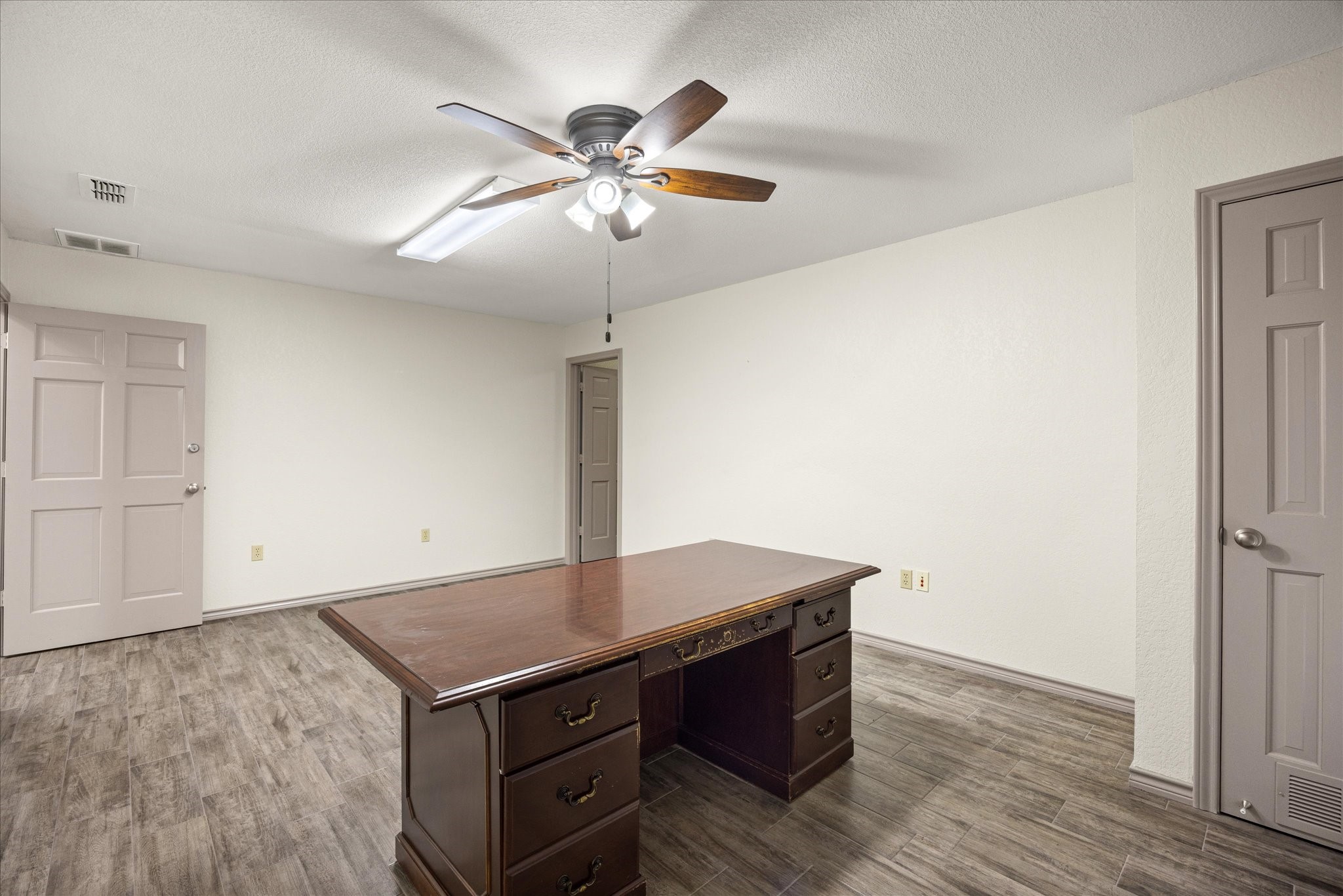 2111 W Us Highway 377 Granbury TX 76048