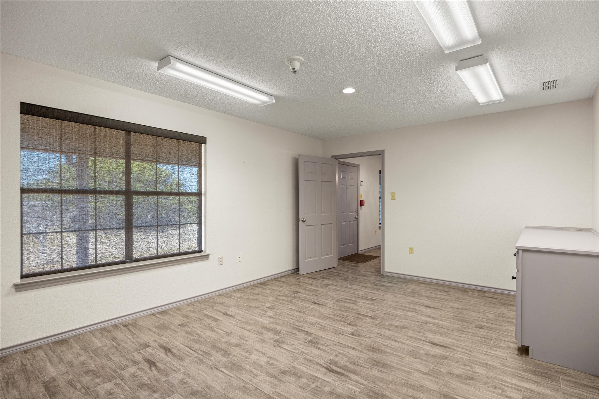 2111 W Us Highway 377 Granbury TX 76048