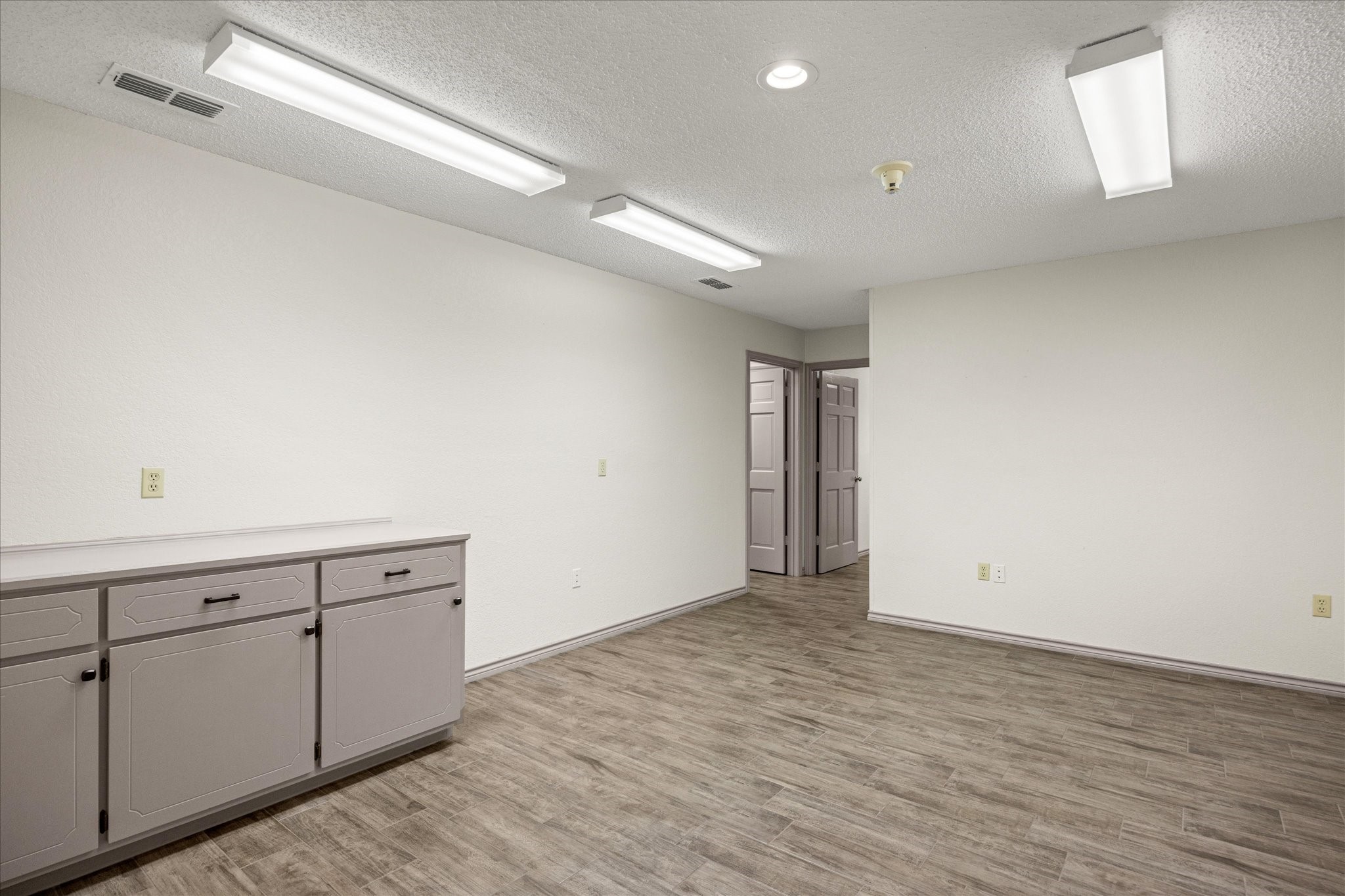 2111 W Us Highway 377 Granbury TX 76048