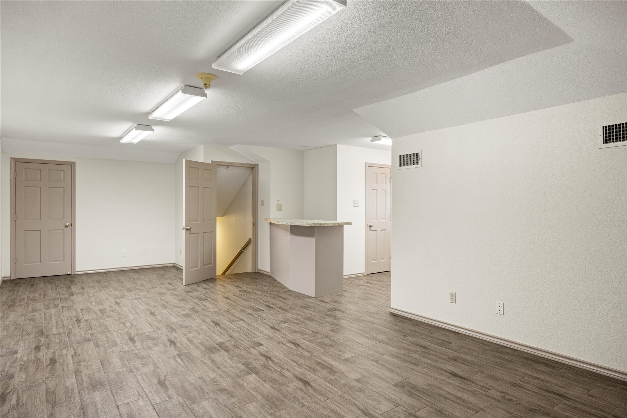 2111 W Us Highway 377 Granbury TX 76048