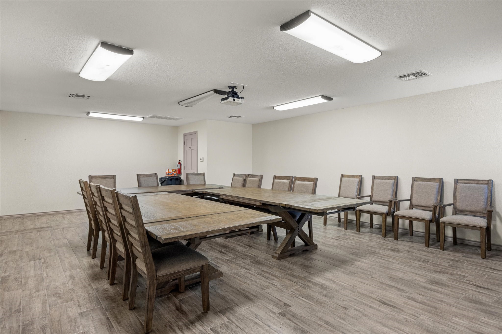 2111 W Us Highway 377 Granbury TX 76048