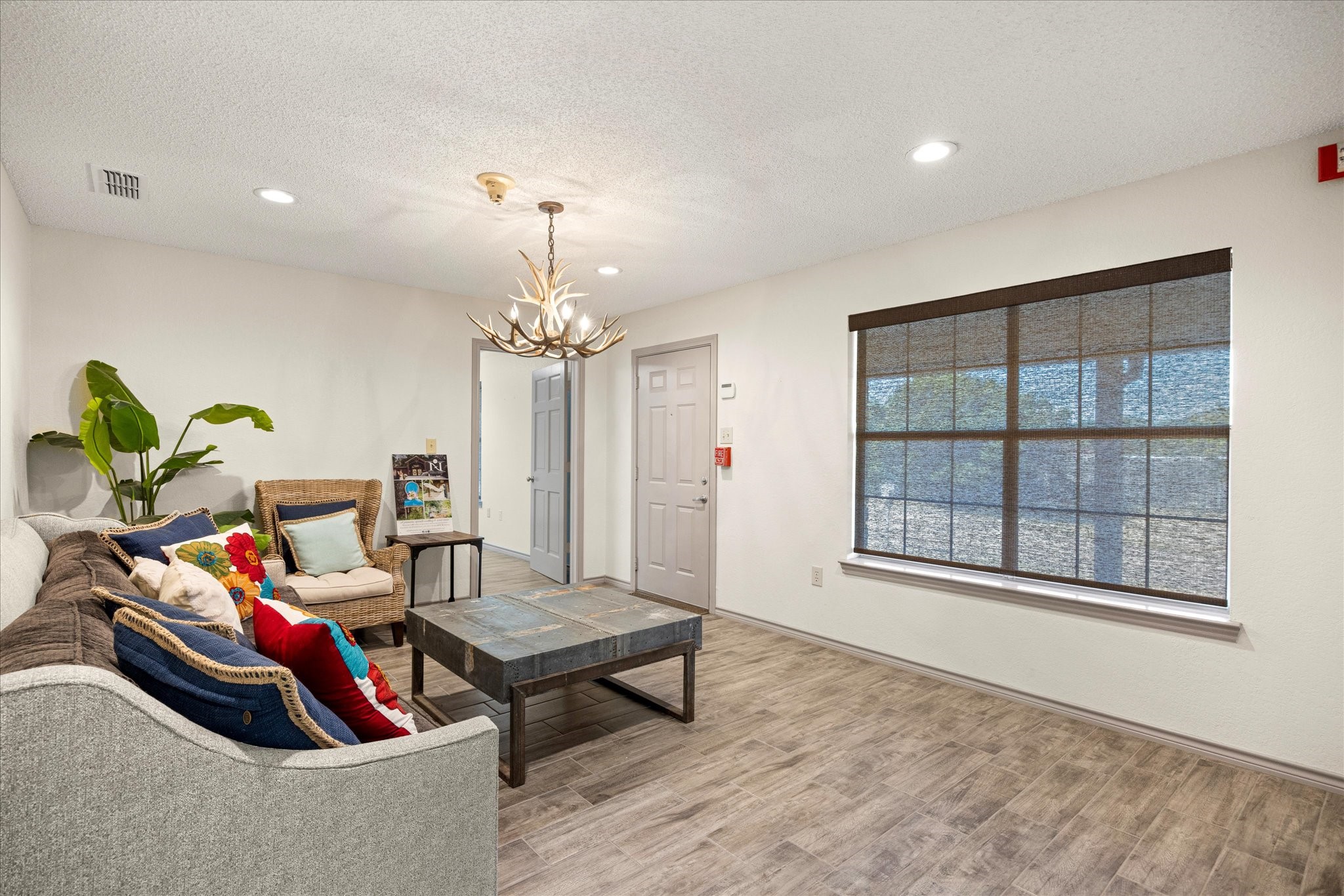 2111 W Us Highway 377 Granbury TX 76048