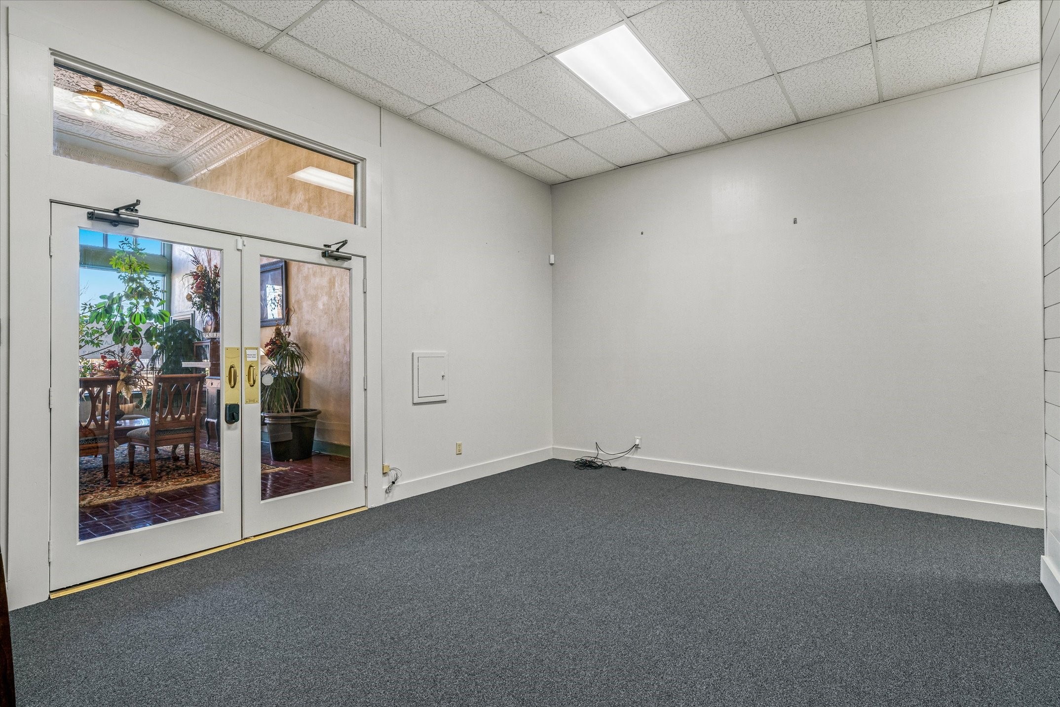 102 E Moore Avenue Terrell TX 75160