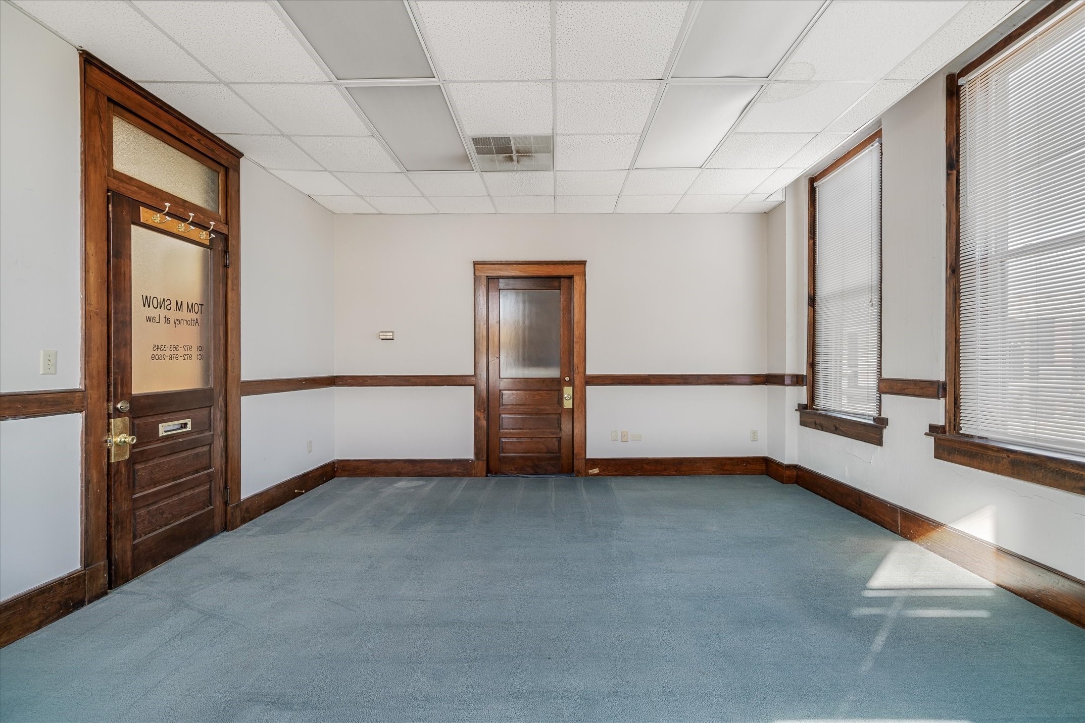 102 E Moore Avenue Terrell TX 75160