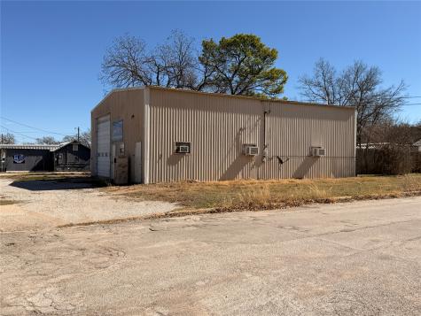 1012 W Main Street Eastland TX 76448