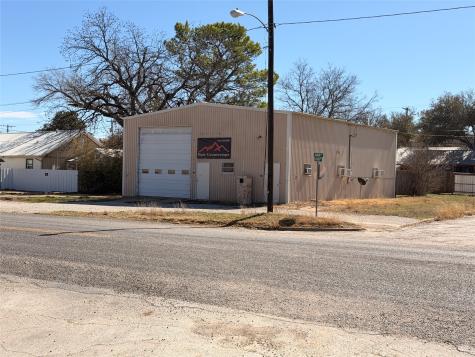 1012 W Main Street Eastland TX 76448