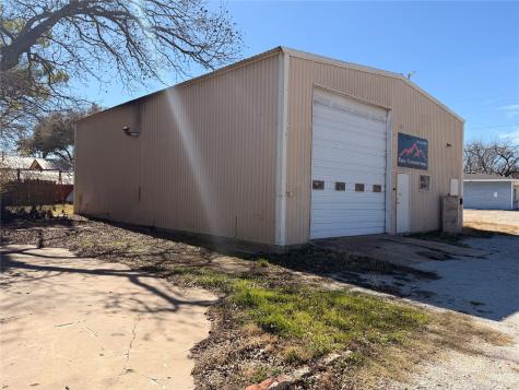 1012 W Main Street Eastland TX 76448
