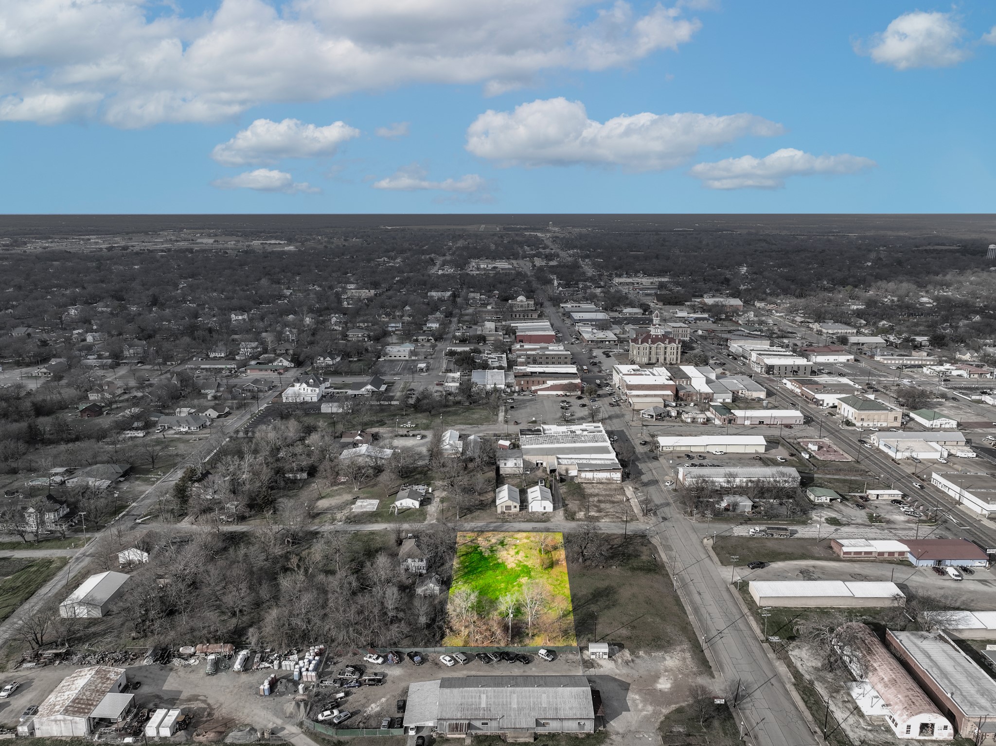 117 W 2nd Street Bonham TX 75418
