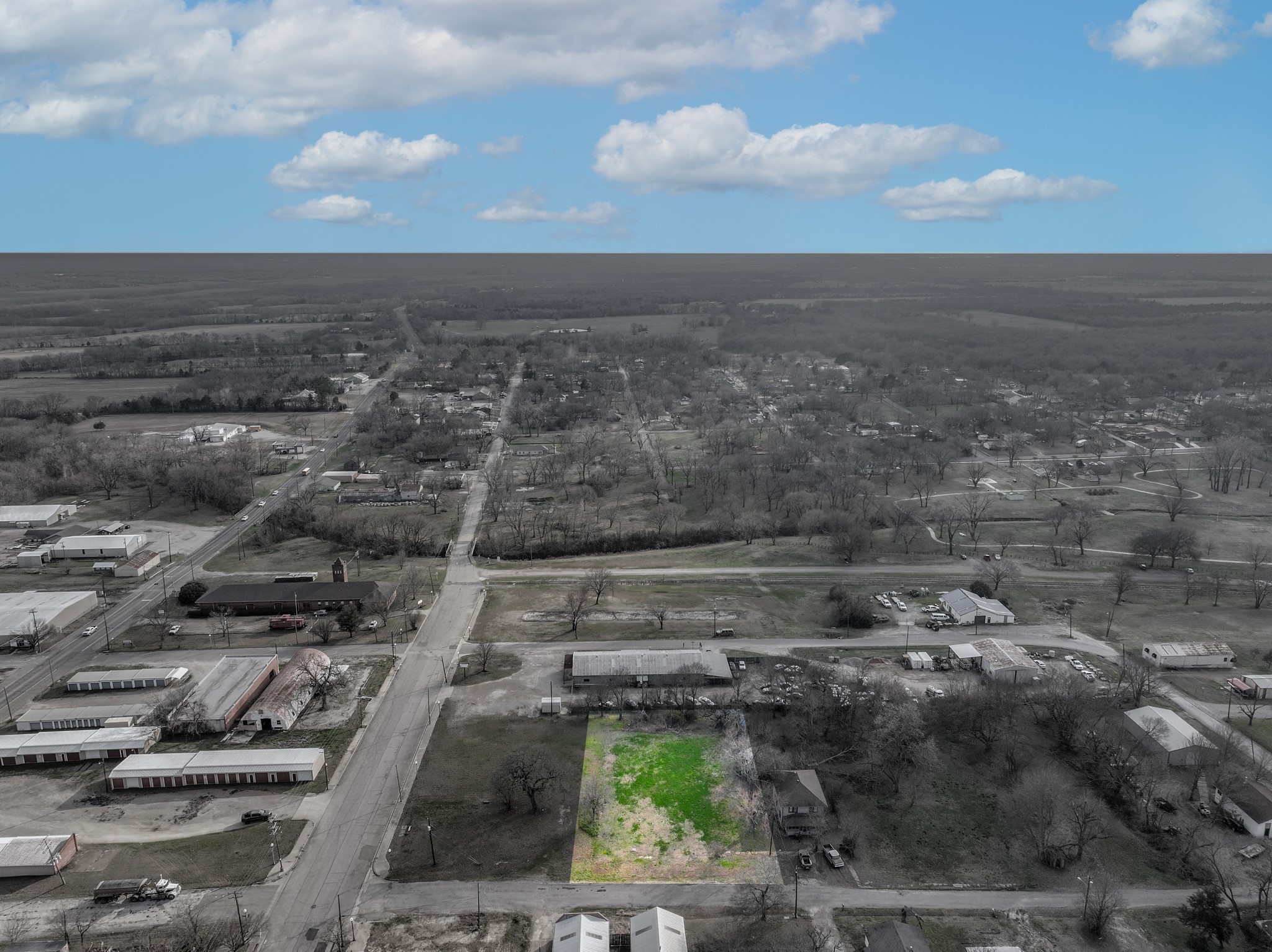 117 W 2nd Street Bonham TX 75418
