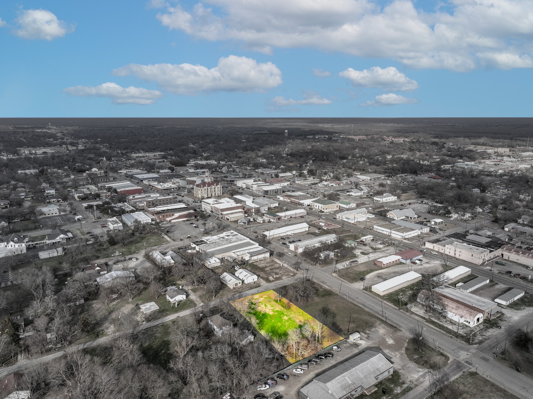 117 W 2nd Street Bonham TX 75418