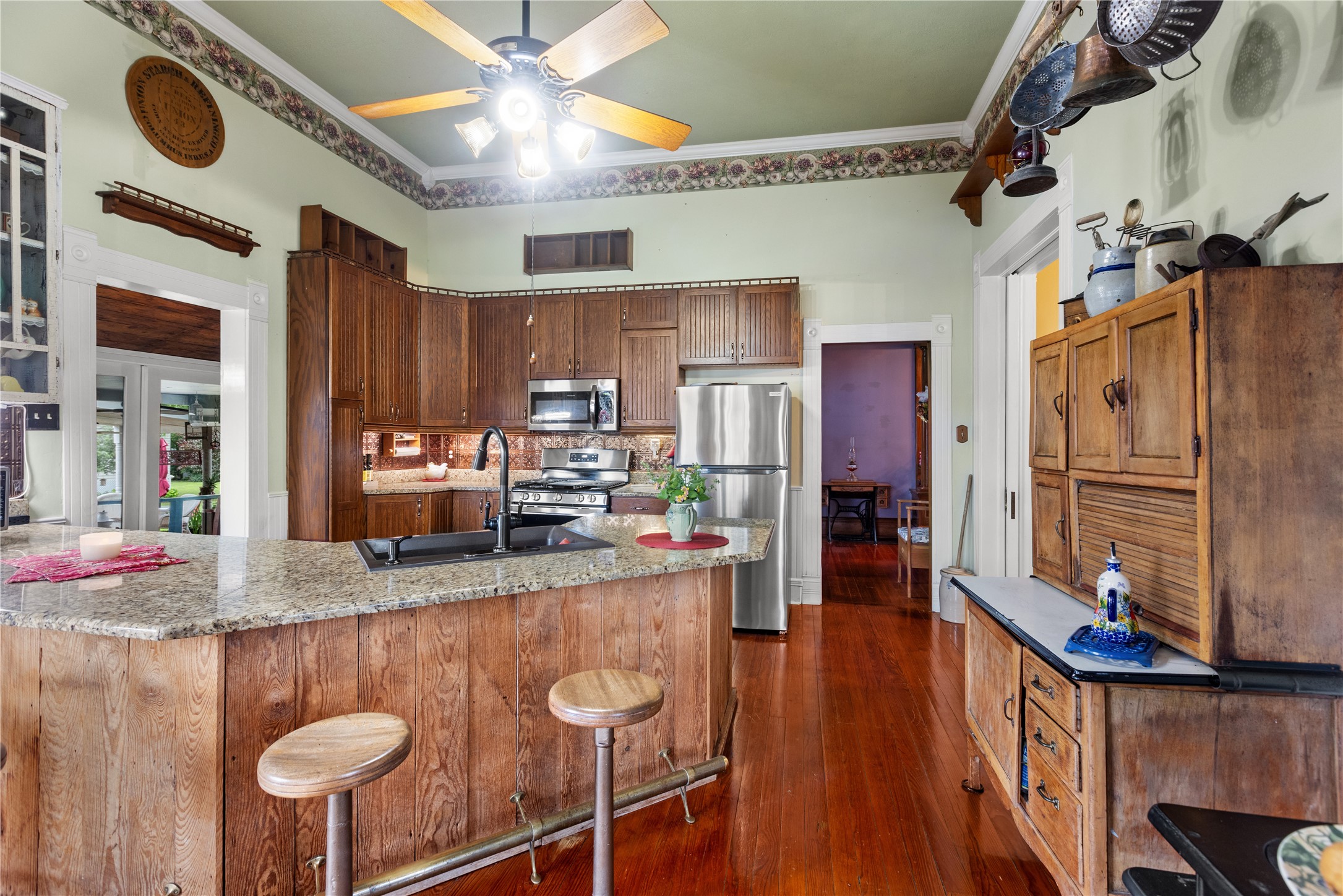 303 W Market Street Honey Grove TX 75446