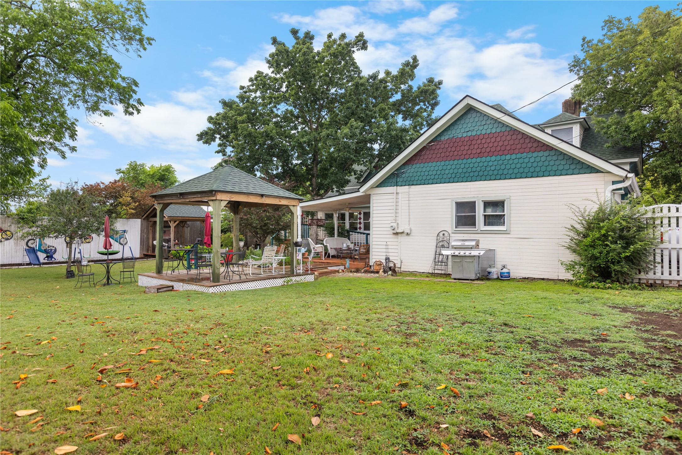 303 W Market Street Honey Grove TX 75446