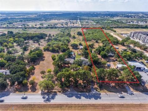 1156 S Broadway Street Joshua TX 76058