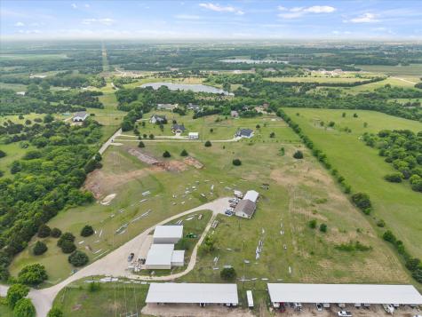 1101 Willy Vester Road Van Alstyne TX 75495