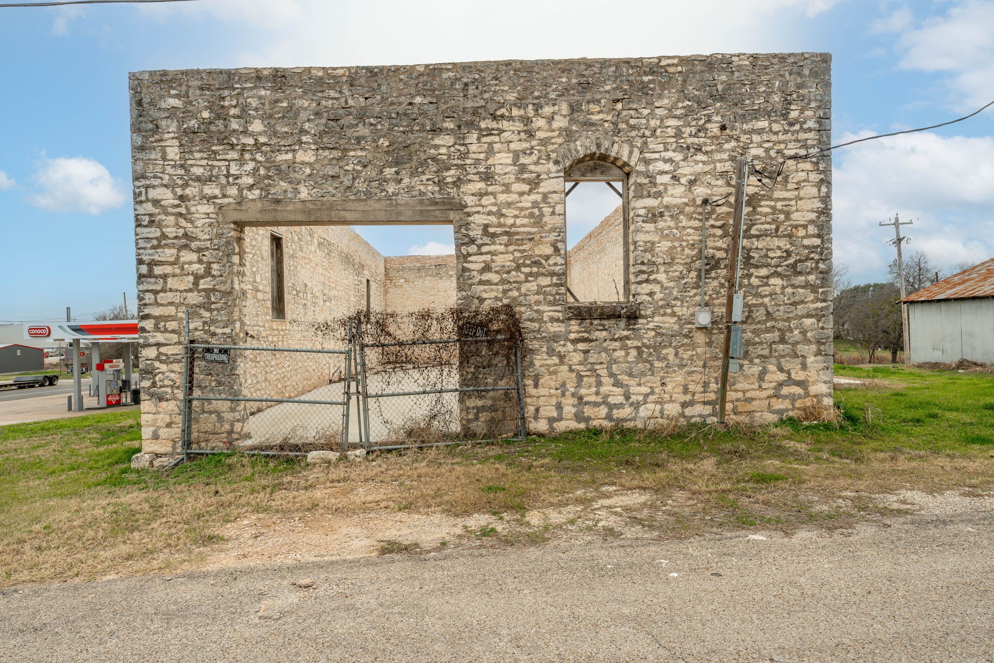 108 N Hill Meridian TX 76665