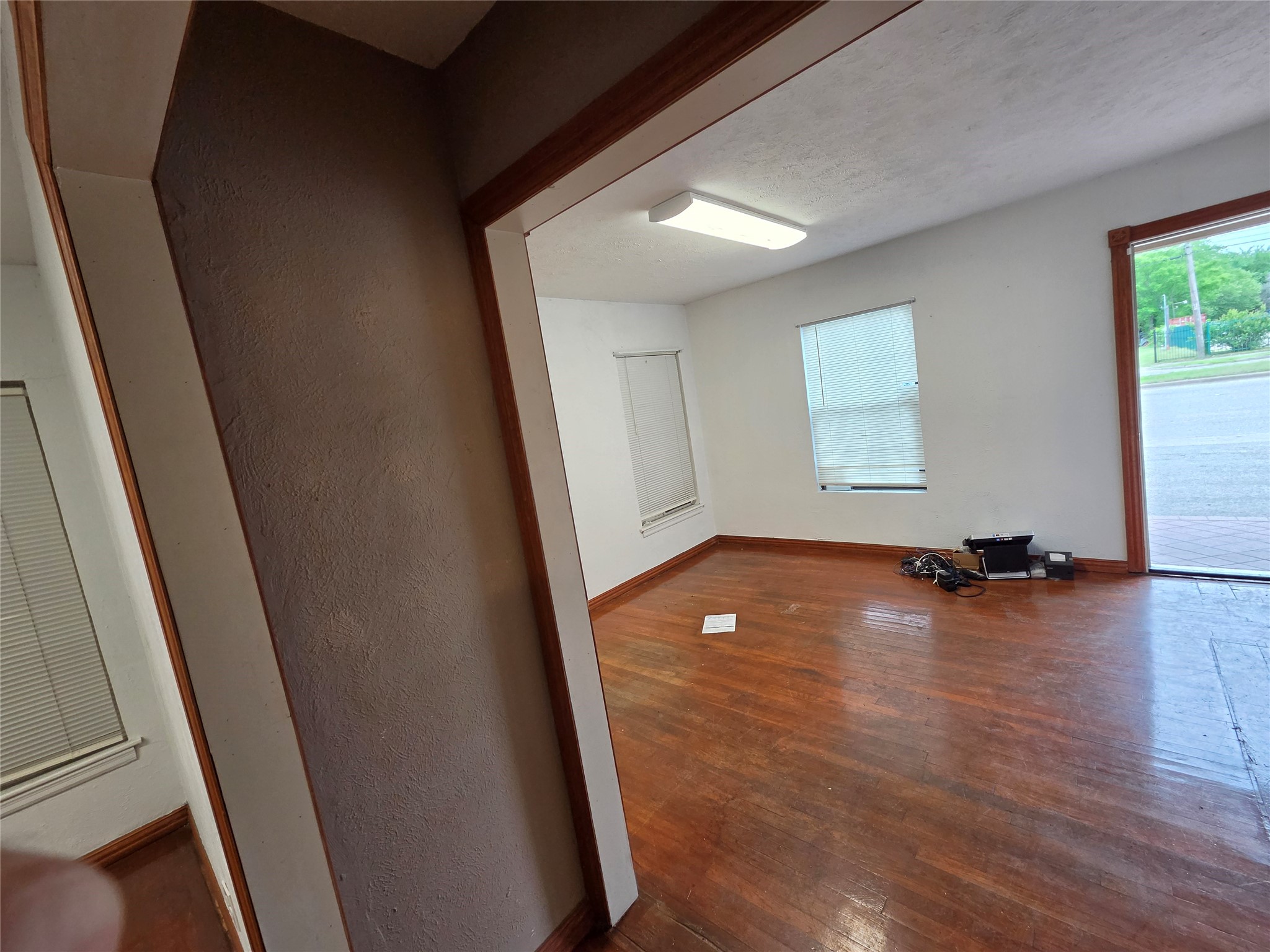 8805 Lake June Road Dallas TX 75217