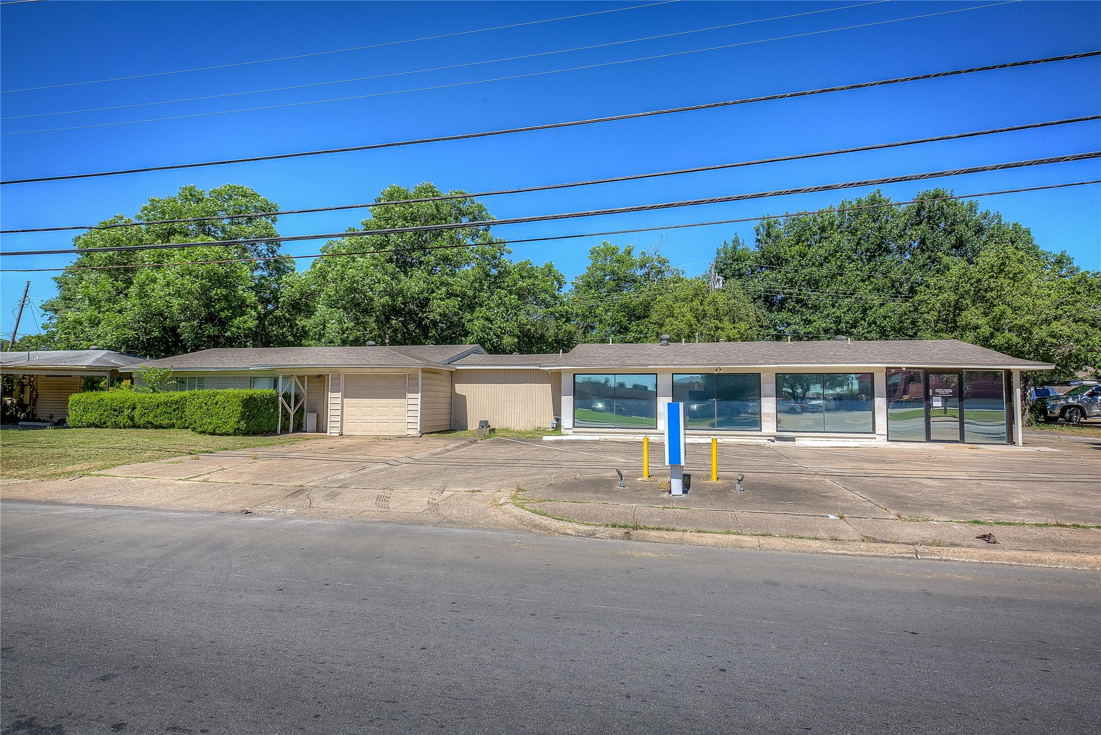 737 Irby Lane Irving TX 75061