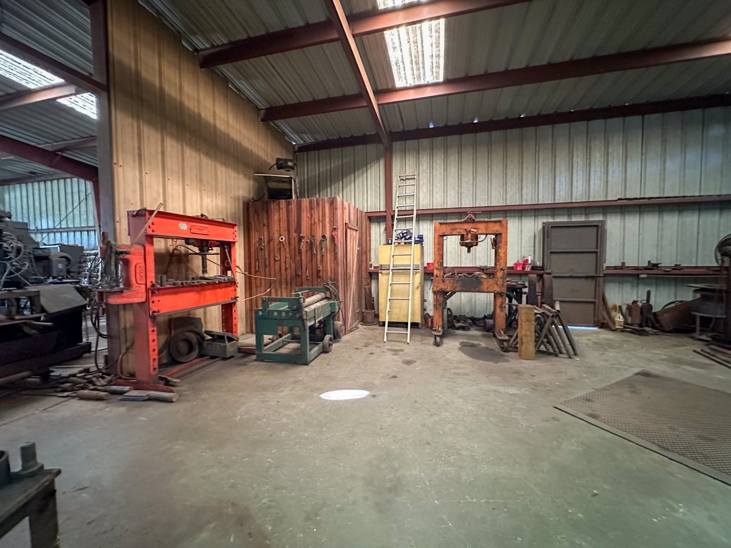 4133 Loop 343 Rusk TX 75785