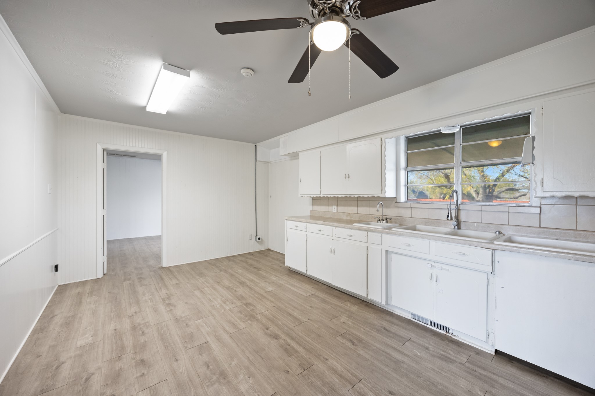 915 N Goliad Street Rockwall TX 75087