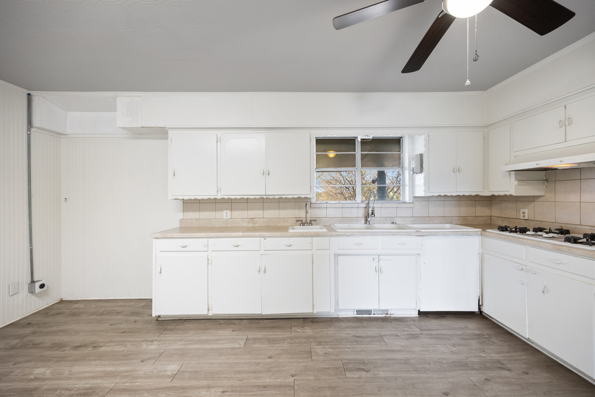 915 N Goliad Street Rockwall TX 75087