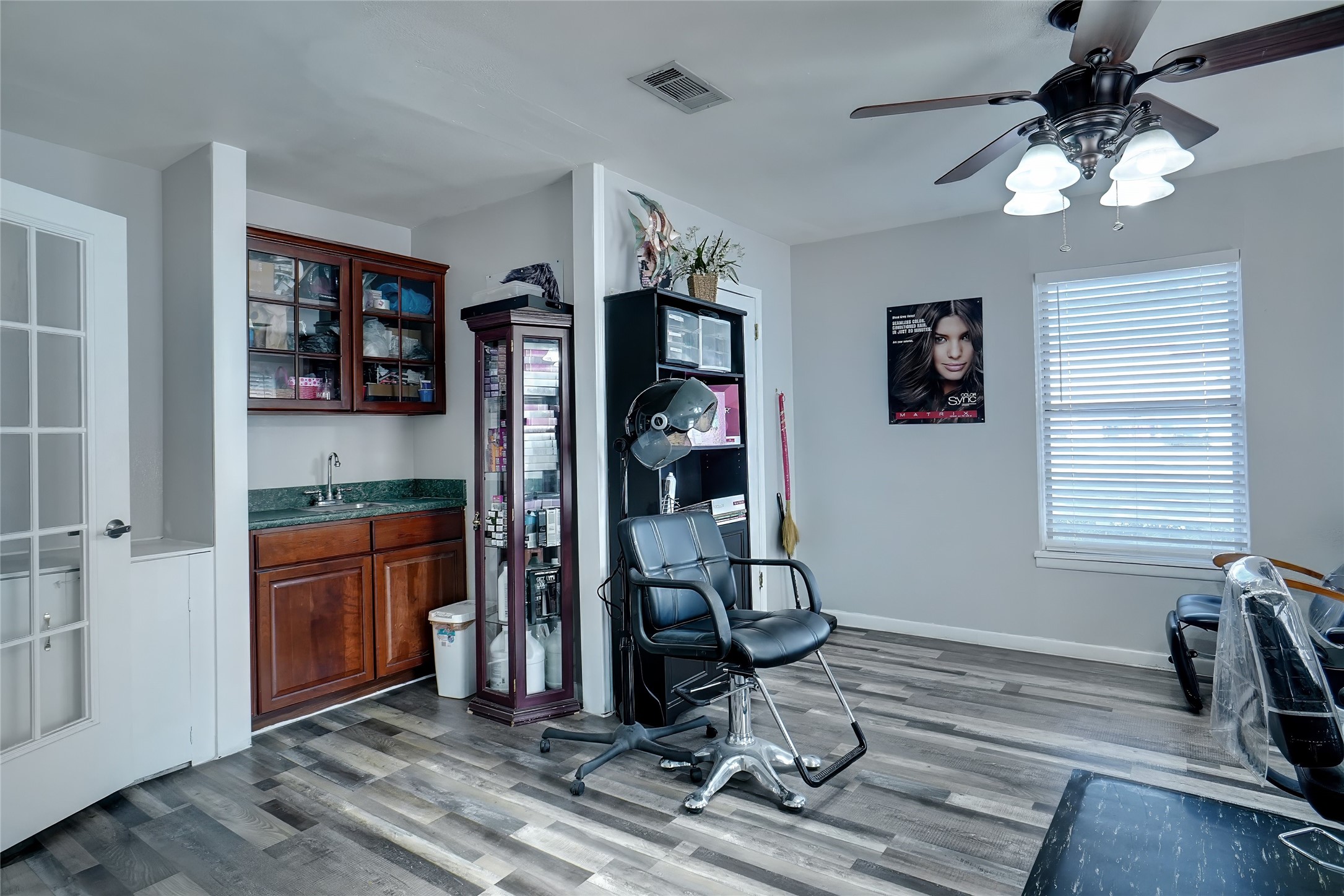 7298 Glenview Drive Richland Hills TX 76180