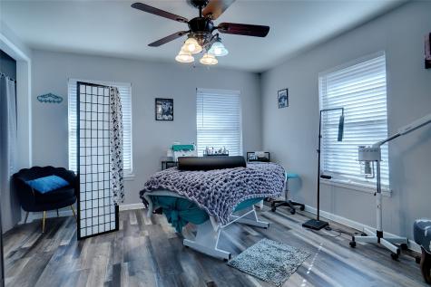 7298 Glenview Drive Richland Hills TX 76180