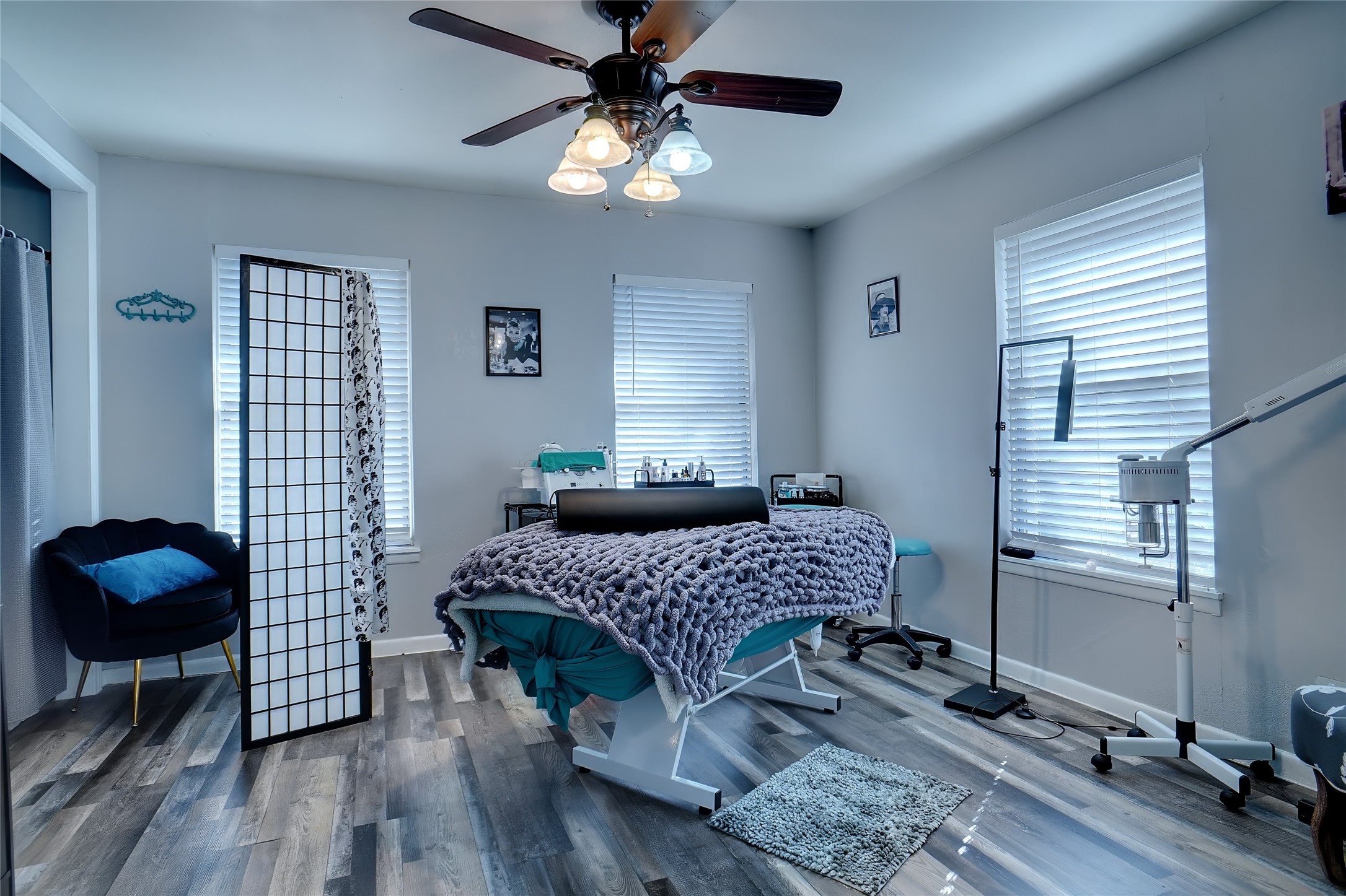 7298 Glenview Drive Richland Hills TX 76180