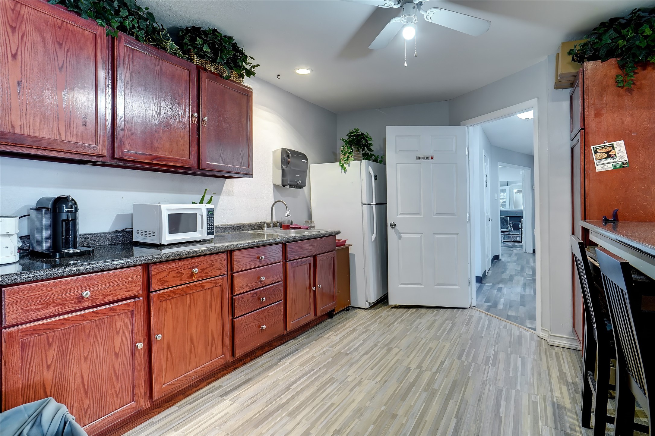 7298 Glenview Drive Richland Hills TX 76180