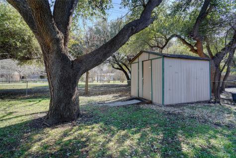 7298 Glenview Drive Richland Hills TX 76180