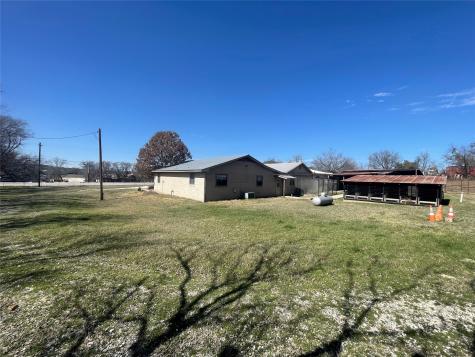 1312 N Us Highway 281 Lampasas TX 76550