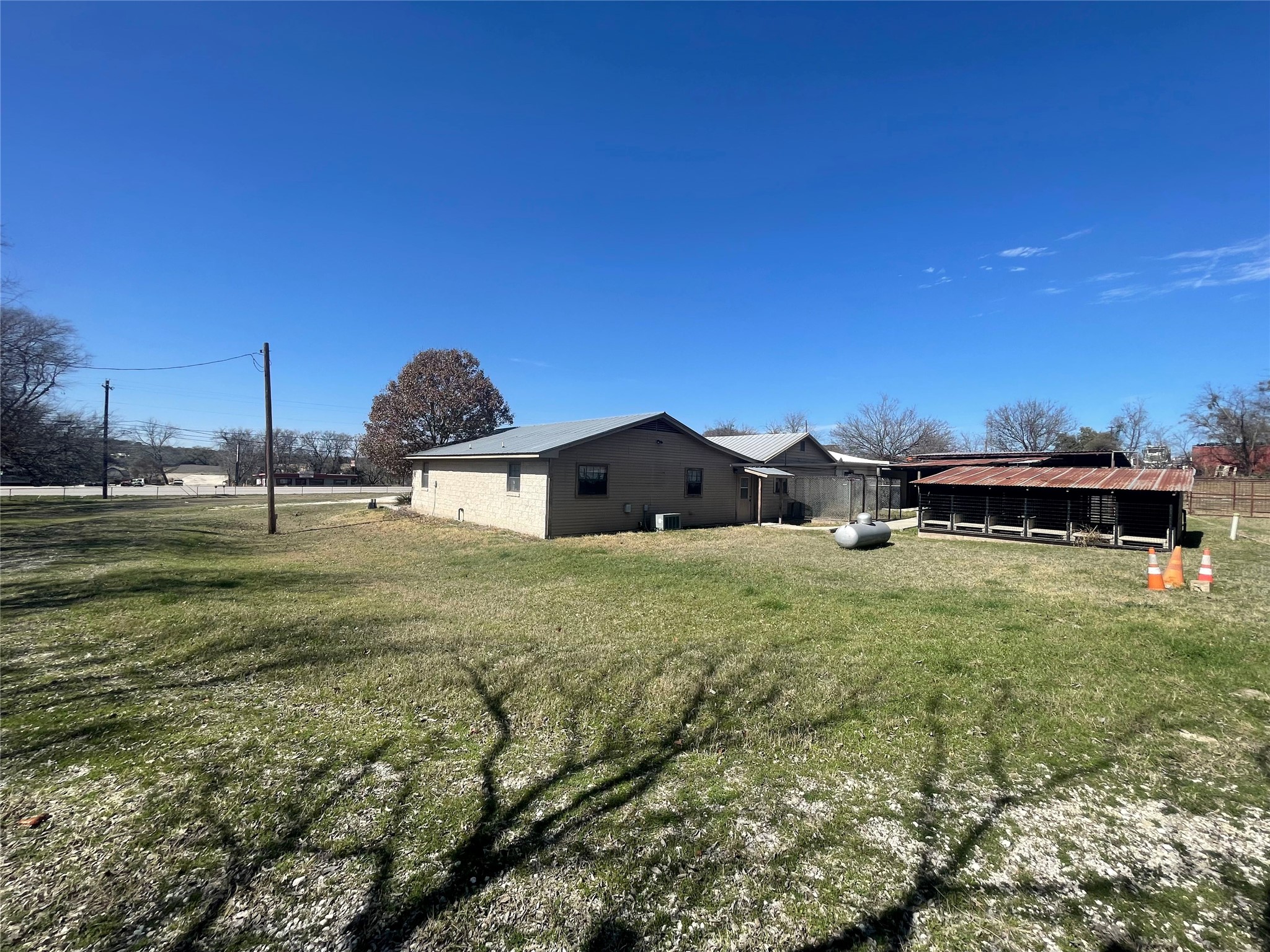1312 N Us Highway 281 Lampasas TX 76550