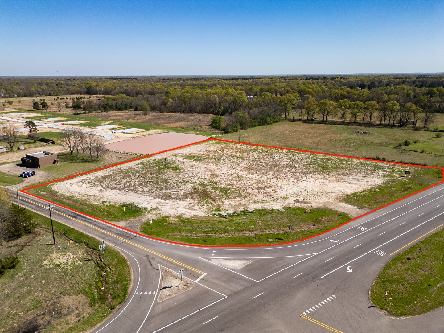 10670 Us Highway 271 Powderly TX 75473