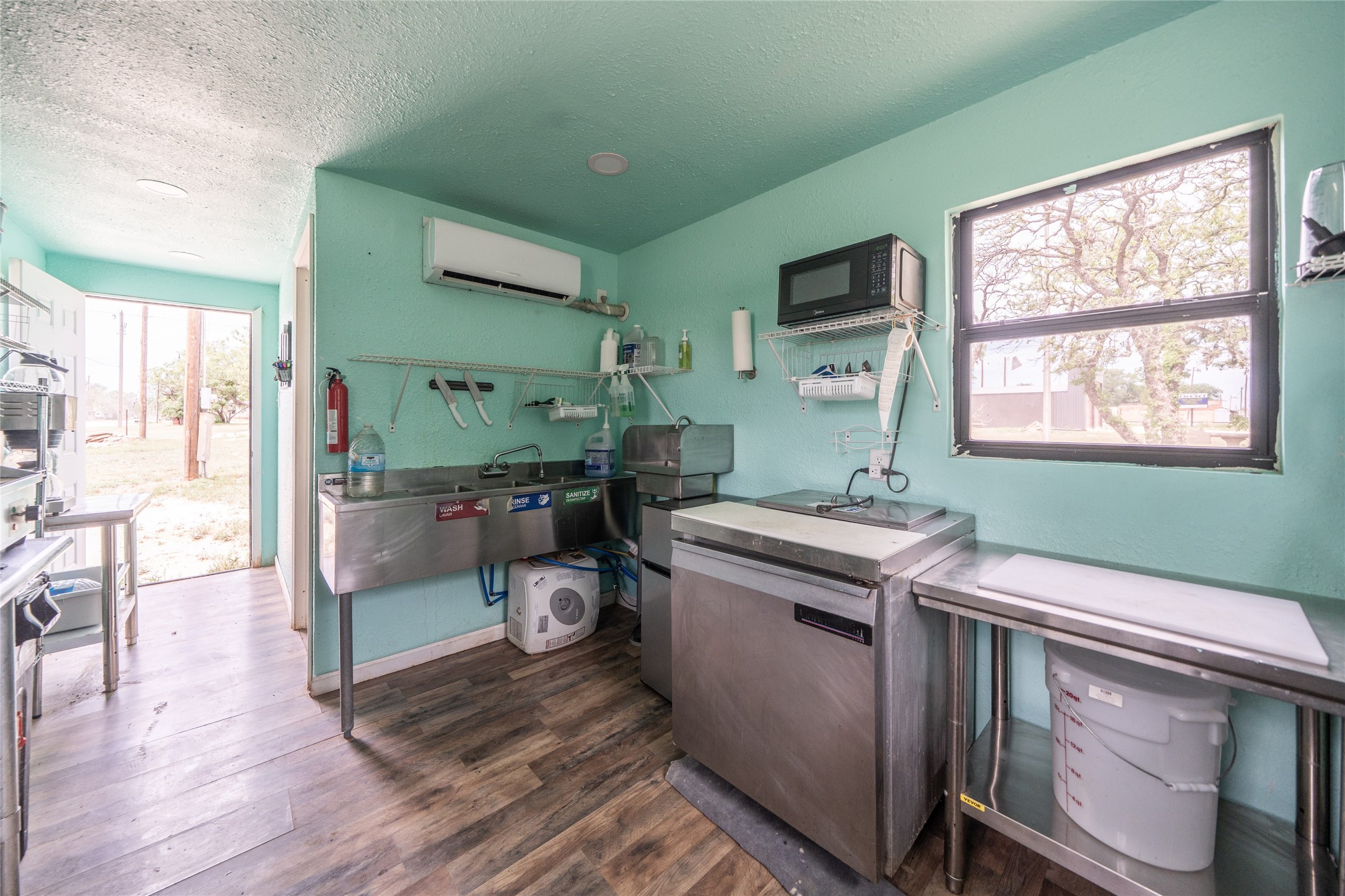 102 2nd Street Trent TX 79561