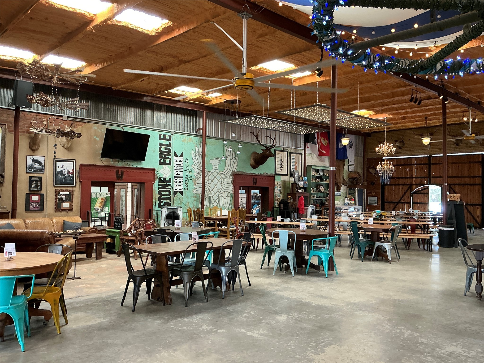 120/124 N Austin Street Comanche TX 76442