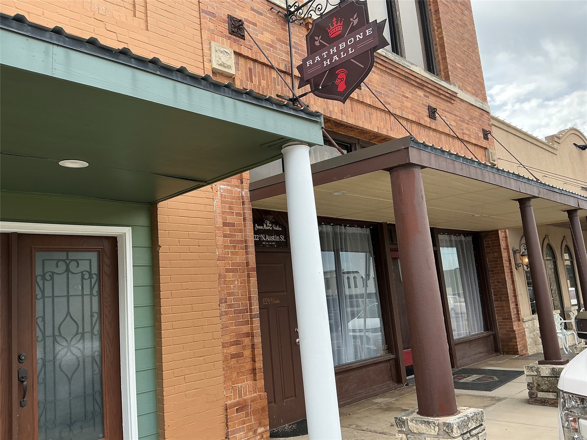 120/124 N Austin Street Comanche TX 76442