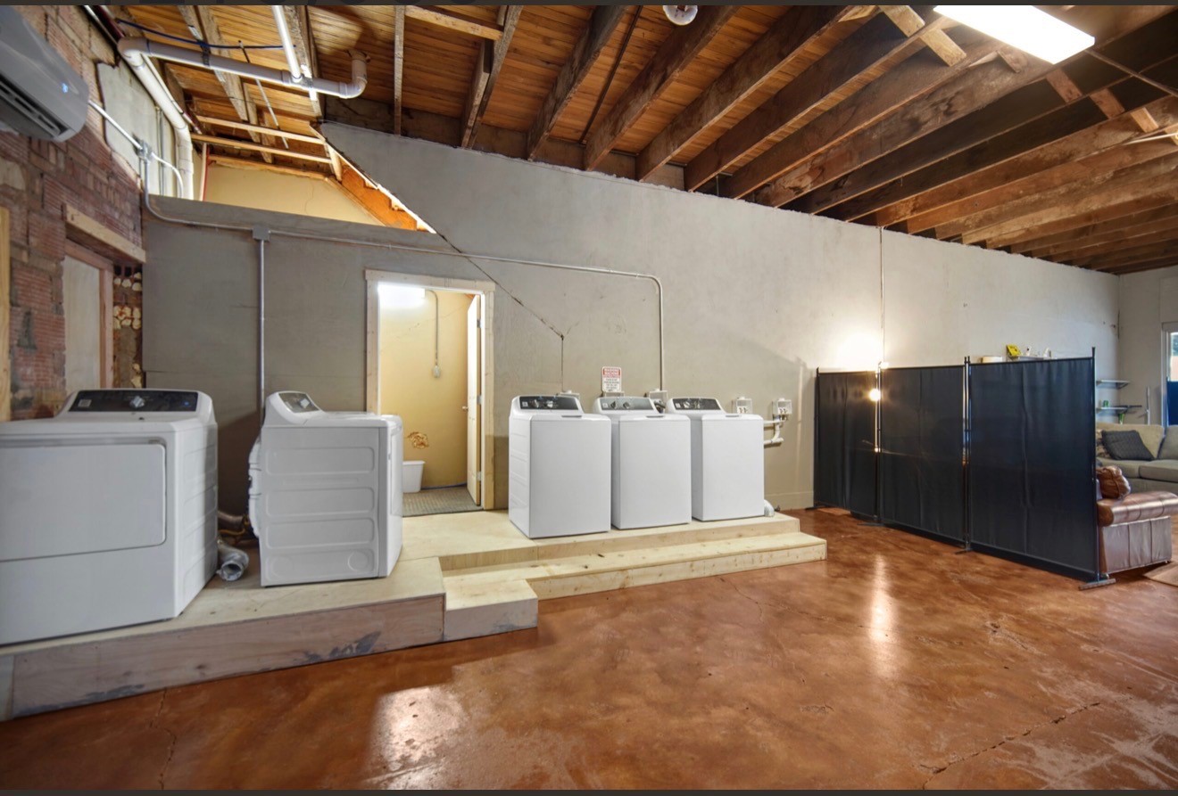 109 E Dempsey Street Bryson TX 76427