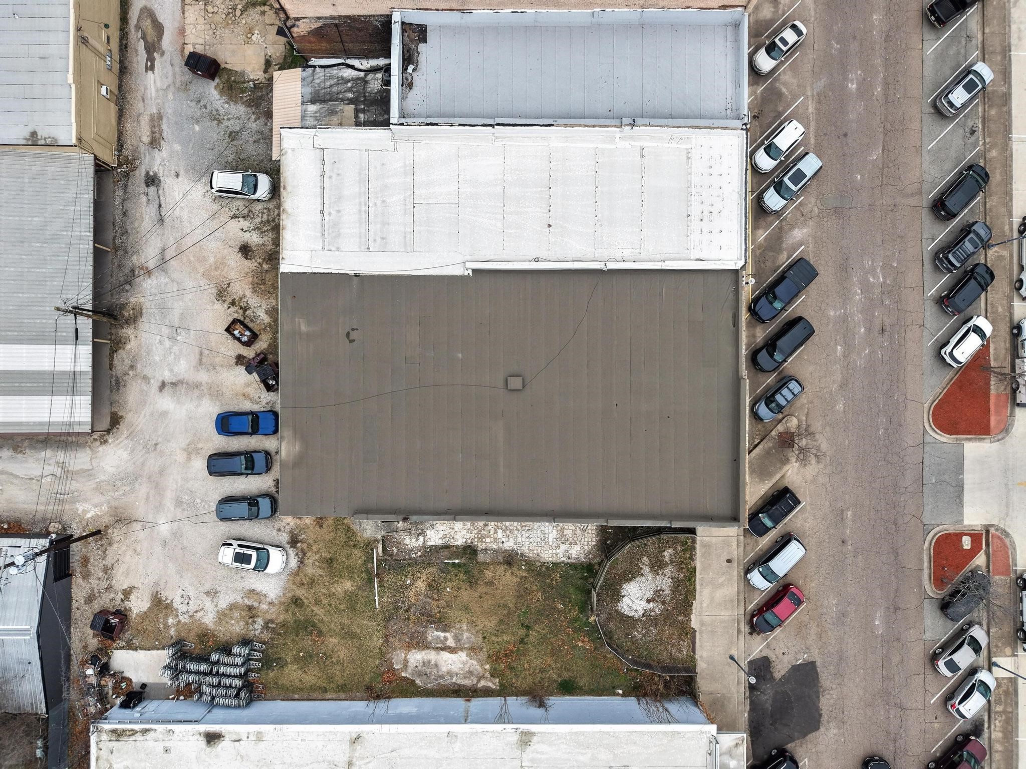 121 E 5th Street Bonham TX 75418