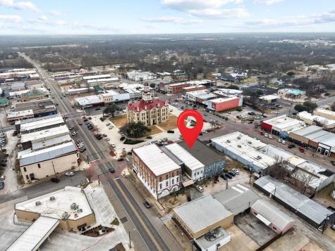121 E 5th Street Bonham TX 75418