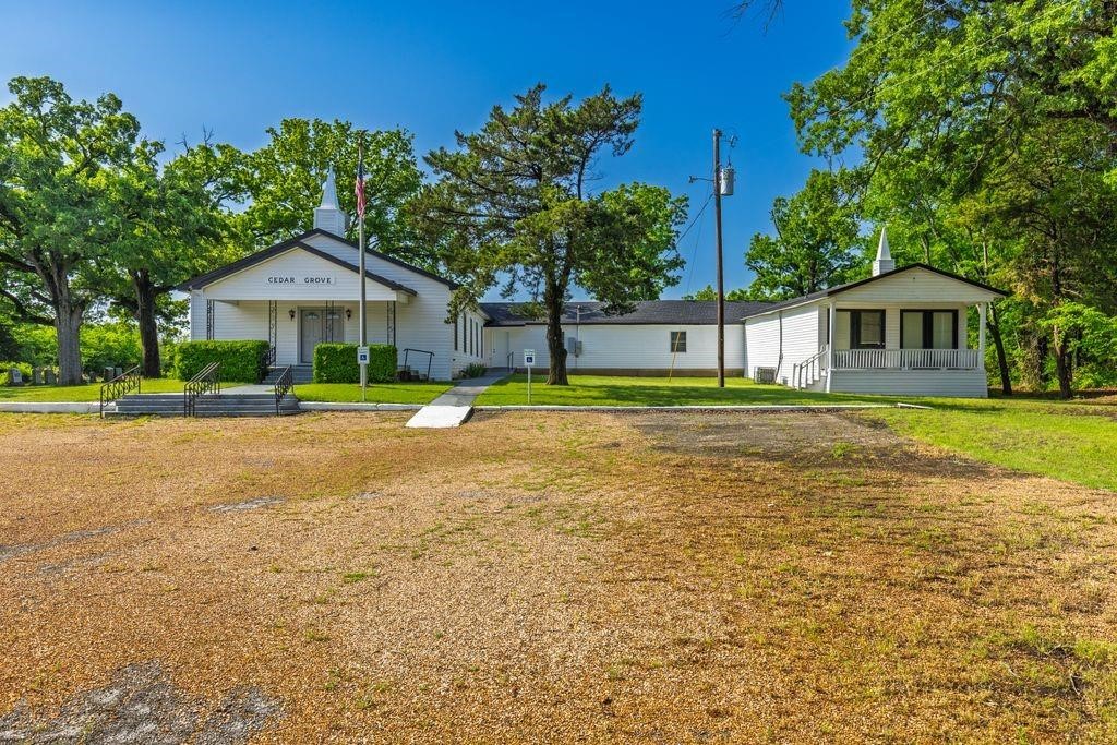 919 County Road 2178 Greenville TX 75402
