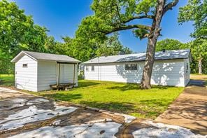919 County Road 2178 Greenville TX 75402