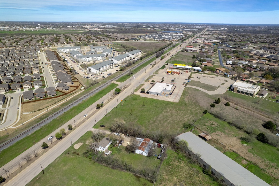 6910 State Highway 78 Sachse TX 75048