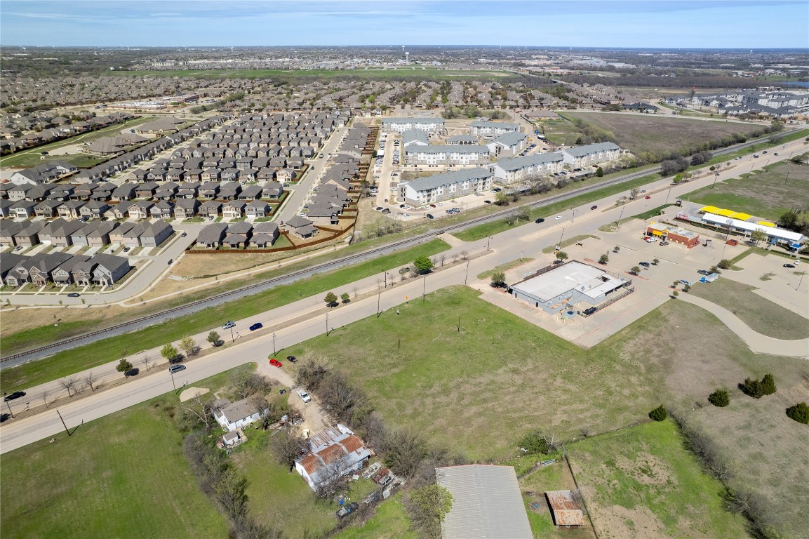 6910 State Highway 78 Sachse TX 75048