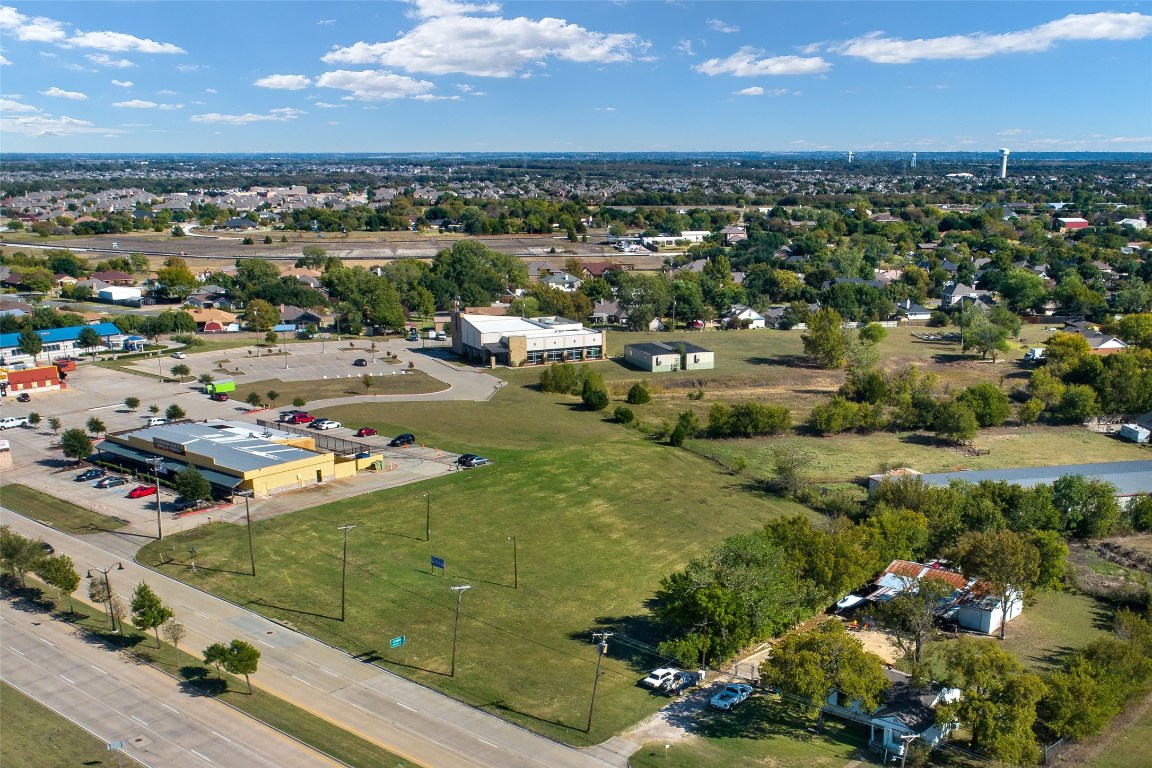6910 State Highway 78 Sachse TX 75048