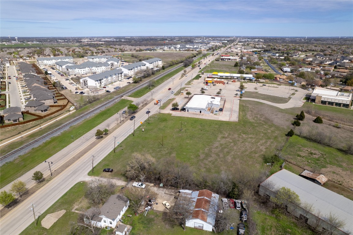 6910 State Highway 78 Sachse TX 75048