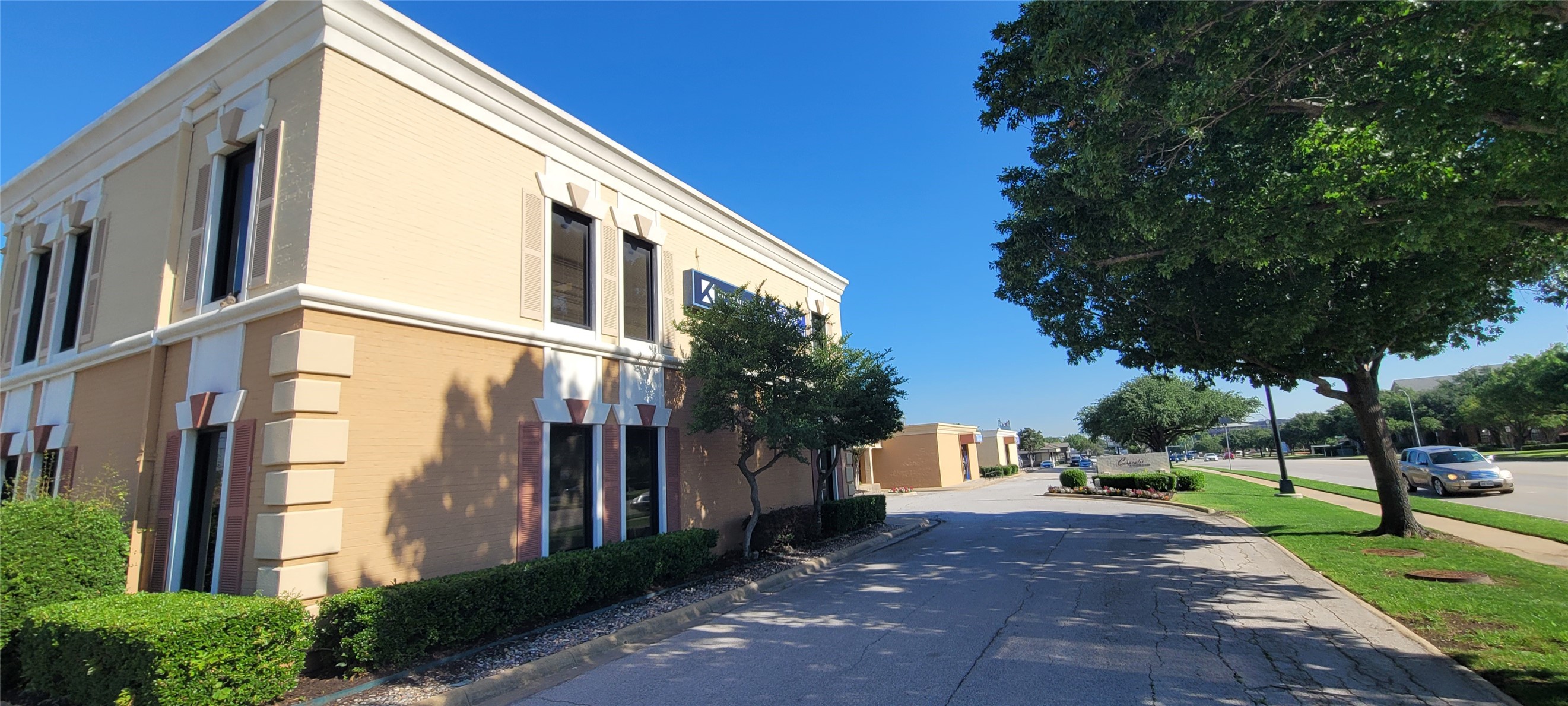 1340 S Main Street Grapevine TX 76051