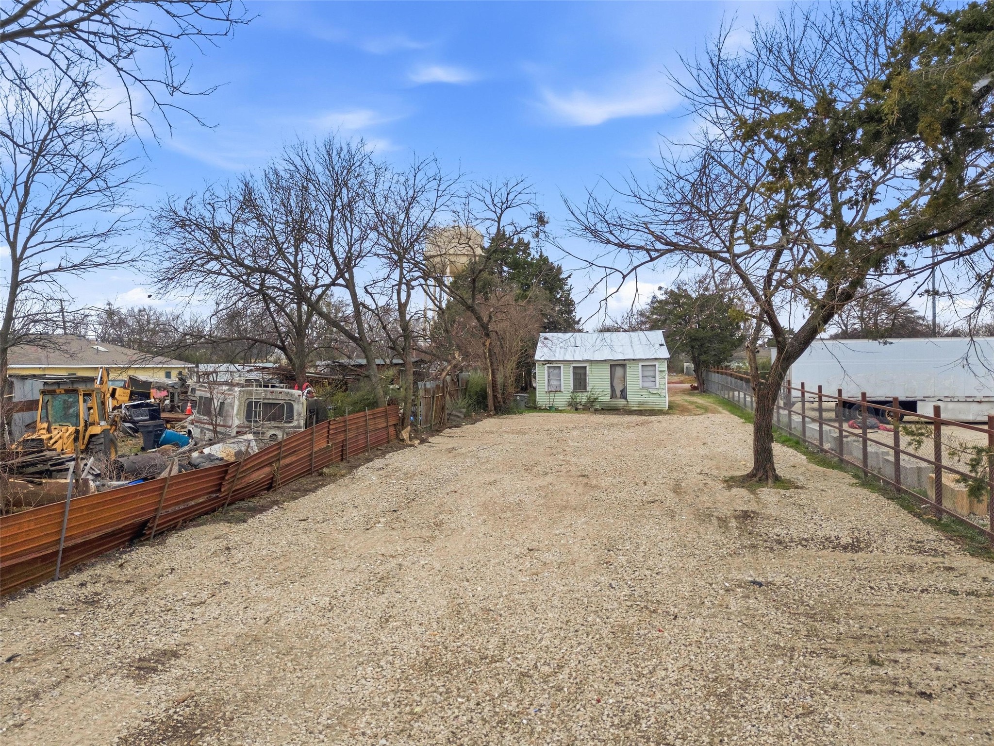 8322 Honeysuckle Lane Dallas TX 75241